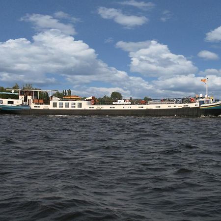 Hotelboat Allure Амстердам Экстерьер фото